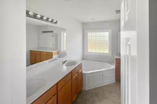 640 Aidan Dr, Sumter, SC 29154 - Photo 6