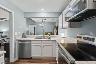 448 Deerwood Street 6-F, Columbia, SC 29205 - Photo 12