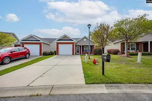 141 Tennis View Ct, Lexington, SC 29073 - Photo 2