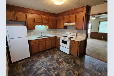 3904 Persimmon Street, Columbia, SC 29205 - Photo 6