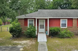 3904 Persimmon St, Columbia, SC 29205 - Photo 2