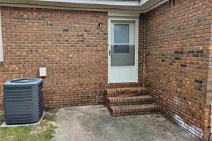 3904 Persimmon St, Columbia, SC 29205 - Photo 4