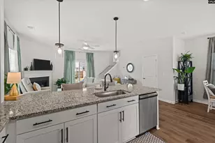 821 Peony Ln, Columbia, SC 29229 - Photo 10