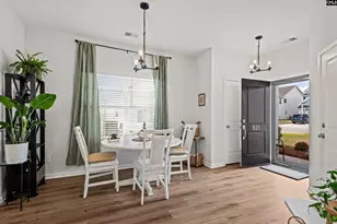 821 Peony Ln, Columbia, SC 29229 - Photo 4