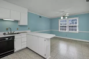 1604 Dalloz Road B, Columbia, SC 29204 - Photo 8