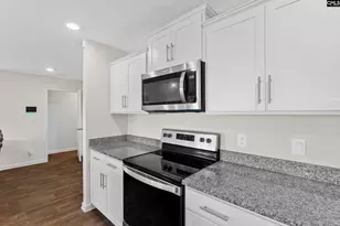 2097 Elmridge Rd, Columbia, SC 29209 - Photo 10