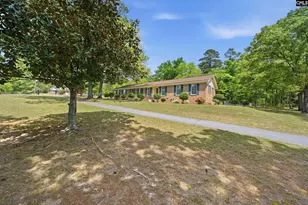 190 Clearview Dr, Hopkins, SC 29061 - Photo 2