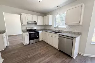 1 Newcourt Pl, Columbia, SC 29229 - Photo 2