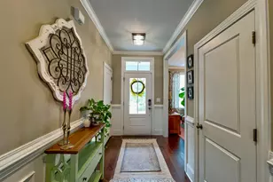 2013 Plumer Dr, Columbia, SC 29204 - Photo 2