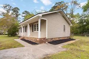 221 Farringdon Ct, Lexington, SC 29073 - Photo 2