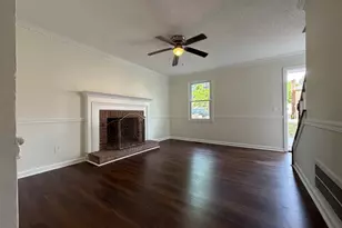 6 Crescent Ln, Columbia, SC 29212 - Photo 4