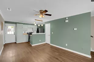 203 E Waverly Pl Ct, Columbia, SC 29229 - Photo 2
