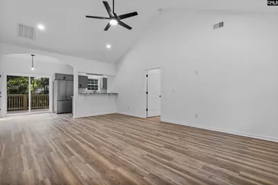 318 Lincolnshire Square, Columbia, SC 29203 - Photo 4