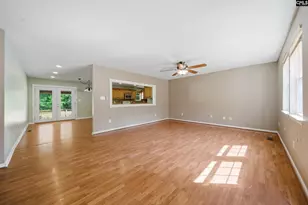 1017 Oakland Dr, Elgin, SC 29045 - Photo 4