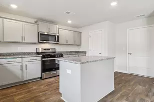 579 Edgetree Dr, Hopkins, SC 29061 - Photo 8