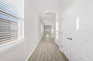 402 Wisteria Walk Wy, Hopkins, SC 29061 - Photo 4