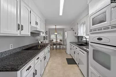 205 Tamwood Circle, Cayce, SC 29033 - Photo 6