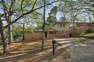 137 Green Tree Dr, Columbia, SC 29203 - Photo 2