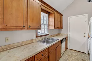 105 Field Pine Ave, Hopkins, SC 29061 - Photo 14