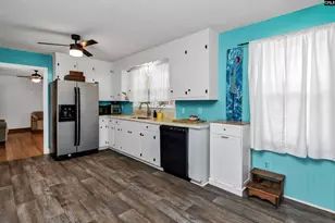 911 Fairwood Dr, Columbia, SC 29209 - Photo 6