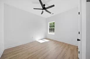 2900 S Partridge Cir, Hopkins, SC 29061 - Photo 20