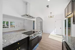 2900 S Partridge Cir, Hopkins, SC 29061 - Photo 18