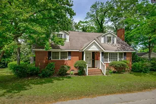 331 Bond St, Batesburg, SC 29006 - Photo 2