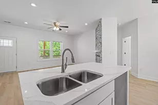 145 Pond Oak Ln, Columbia, SC 29212 - Photo 2