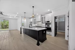 2040 Shallow Blf Ct, Lexington, SC 29072 - Photo 4