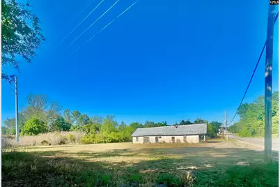 174 Harry C Raysor Drive, Saint Matthews, SC 29135 - Photo 2
