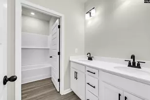 628 Old Charleston Rd, Pelion, SC 29123 - Photo 6