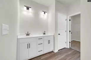 628 Old Charleston Rd, Pelion, SC 29123 - Photo 22