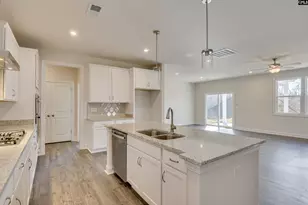 605 Basalt Ct, Chapin, SC 29036 - Photo 4