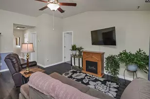 933 Tanreall Dr, Lexington, SC 29073 - Photo 8