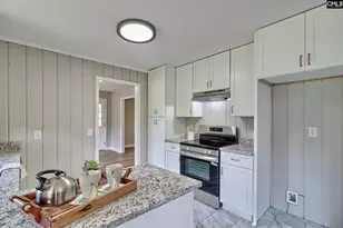 600 Shady Ln, Cayce, SC 29033 - Photo 14