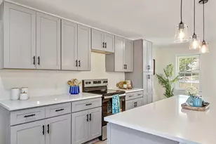 114 Azalea Dr, Saint Matthews, SC 29135 - Photo 8