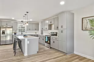 114 Azalea Dr, Saint Matthews, SC 29135 - Photo 4