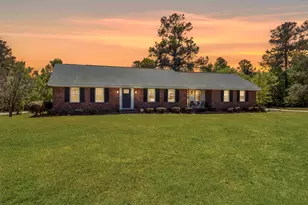 114 Azalea Dr, Saint Matthews, SC 29135 - Photo 2