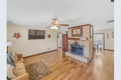 200 Gusty Ln, Hopkins, SC 29061 - Photo 4