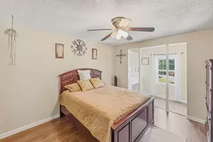 200 Gusty Ln, Hopkins, SC 29061 - Photo 6