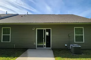 2157 Stillpointe Dr, Sumter, SC 29154 - Photo 2