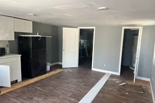 403 Chestnut St, Darlington, SC 29532 - Photo 4