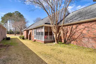 3200 Mayflower Ln, Sumter, SC 29150 - Photo 6