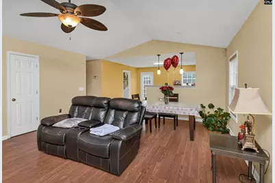 516 S Summers Way, Hopkins, SC 29061 - Photo 2