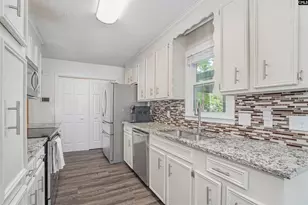 300 Rollingwood Dr, Lexington, SC 29072 - Photo 14