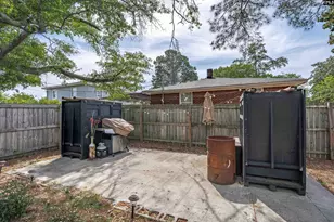 1613 Holland St, West Columbia, SC 29169 - Photo 36