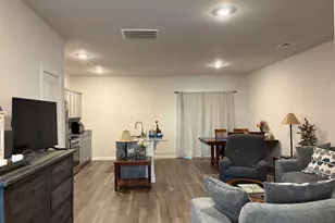 729 Wild Duck Ln, Columbia, SC 29210 - Photo 2