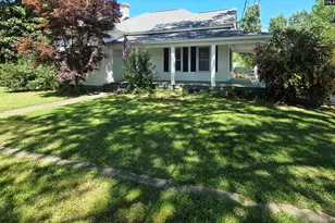 1210 Hunt St, Newberry, SC 29108 - Photo 2