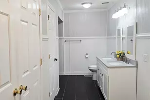 1210 Hunt St, Newberry, SC 29108 - Photo 10