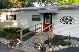1892 Blacksgate E, Prosperity, SC 29127 - Photo 4